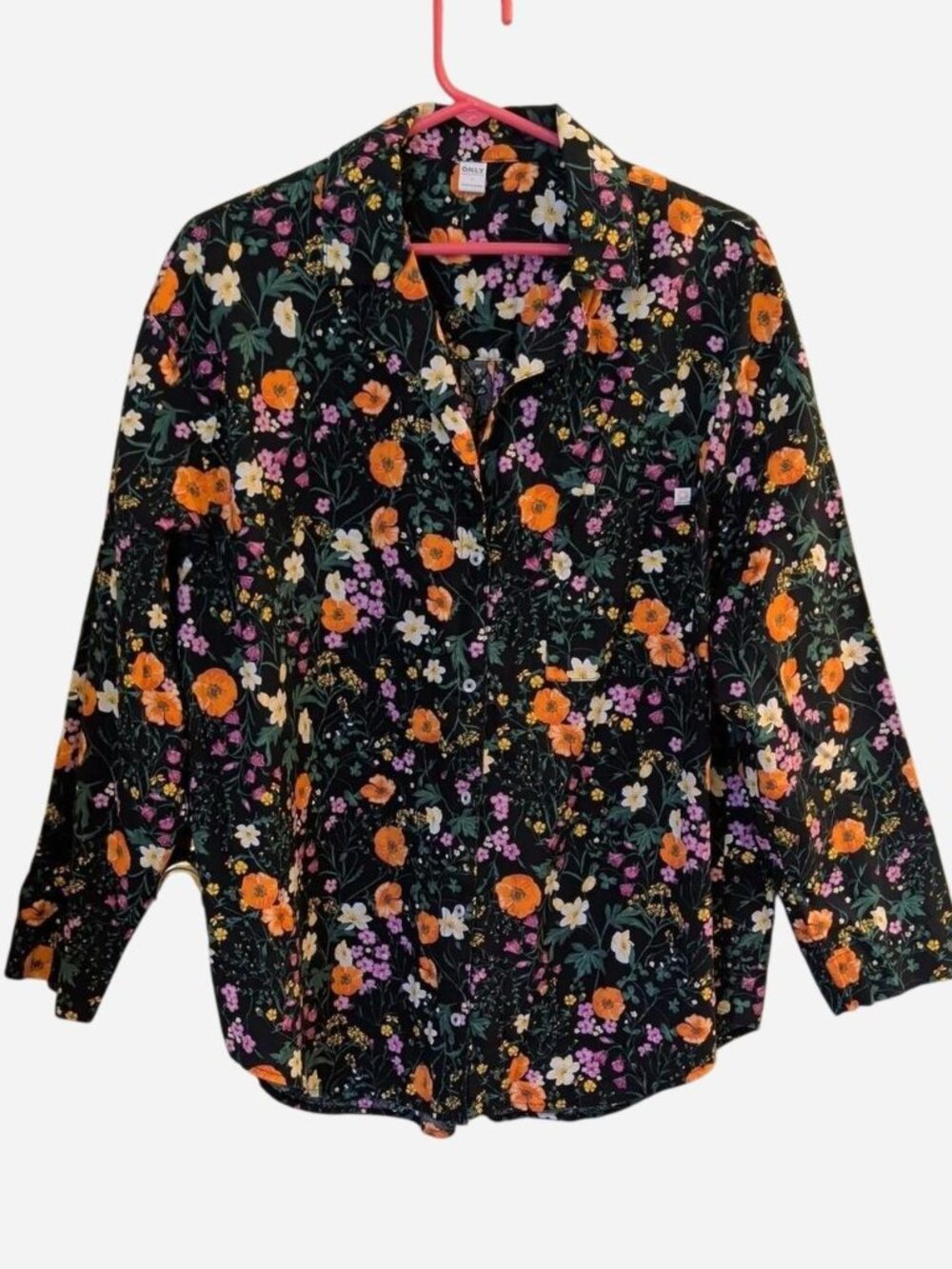Old Navy Black Floral Button-Up Blouse Size L